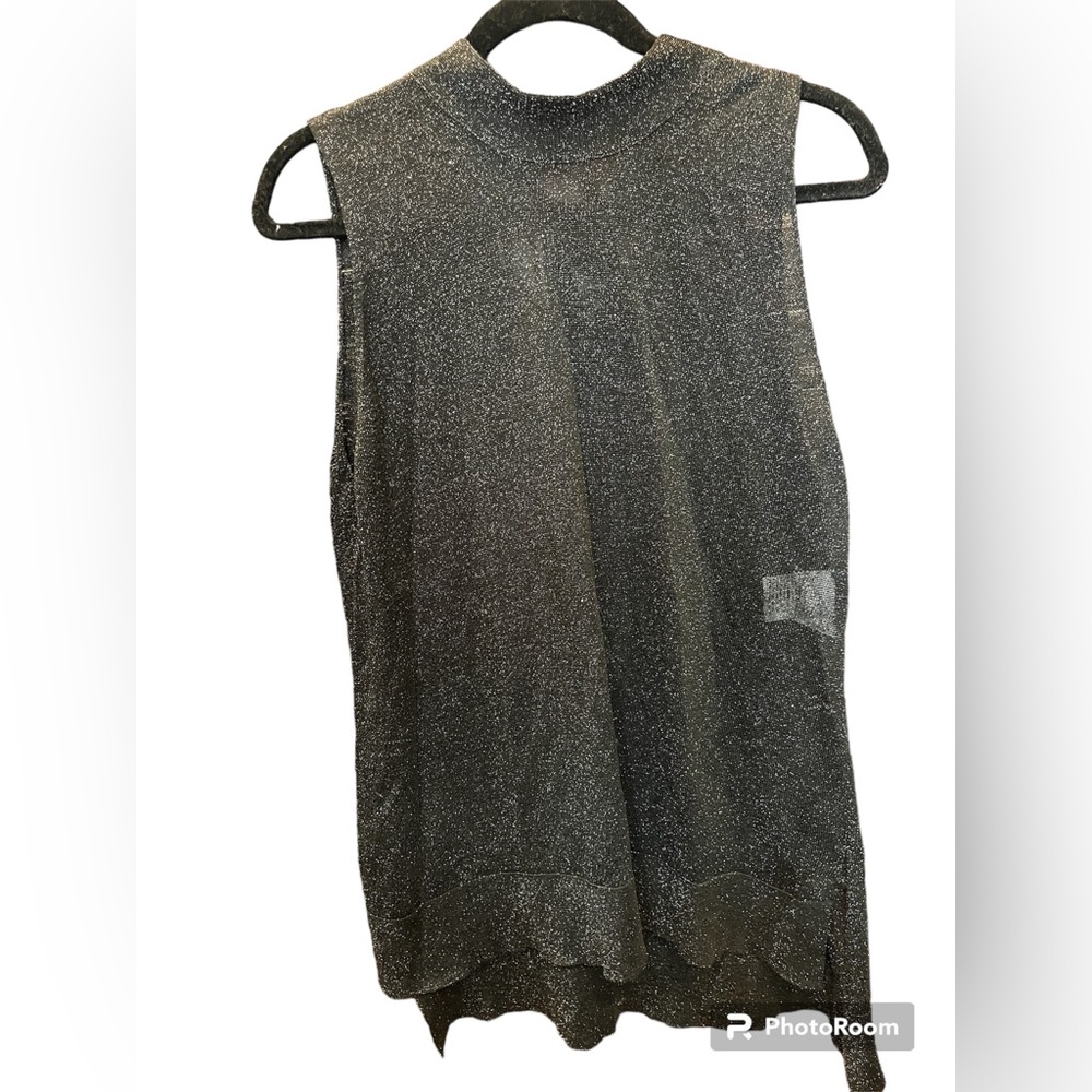 Date night elegant top. Wear with leggings. 28” front & 30”back length